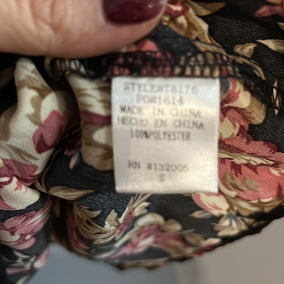 NWT Entro floral wrap blouse  with the tie on the side size small - Picture 6 of 7